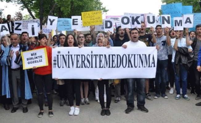 Gazi Üniversitesi'nde bölünme eylemi