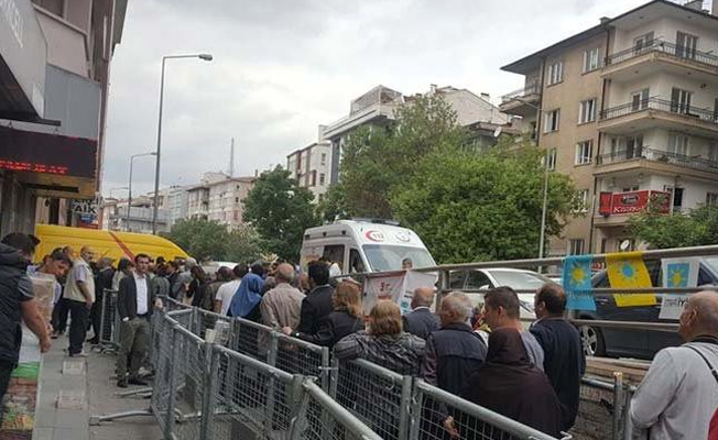YSK sistemi 45 dakika çöktü, kuyruk uzadı
