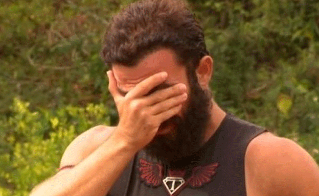 Turabi gözyaşlarına engel olamadı