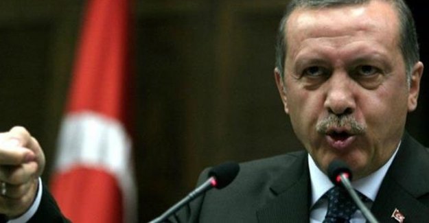 Antalya'da evli çift Cumhurbaşkanı'na hakaretten tutuklandı
