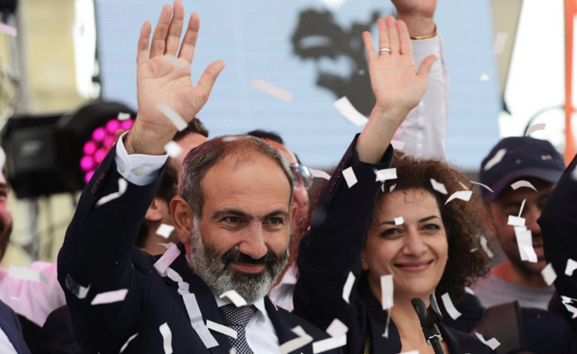 Paşinyan'dan şaşırtan Türkiye açıklaması: Ön koşulsuz diplomatik ilişkiler kurmaya hazırız