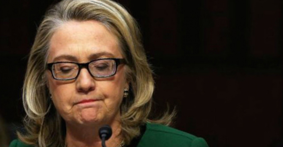 Seçim öncesi Clinton'a kötü haber