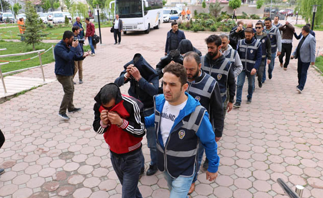 Sivas'ta fuhuş çetesi çökertildi! İşte şifreleri...