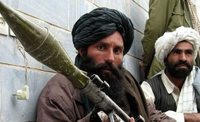 Taliban üyeleri 30 polisi öldürdü