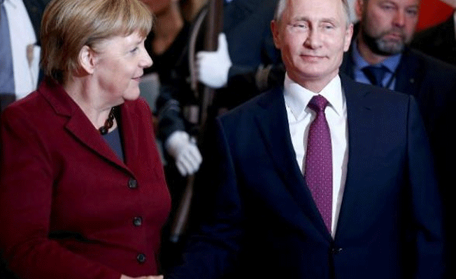 Putin ile Merkel arasında 'İran' görüşmesi