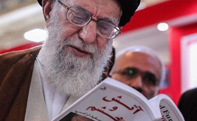 Hamaney Trump'la resmen alay etti