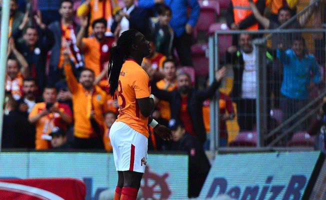 Gomis, Alex’in rekoruna ortak oldu!