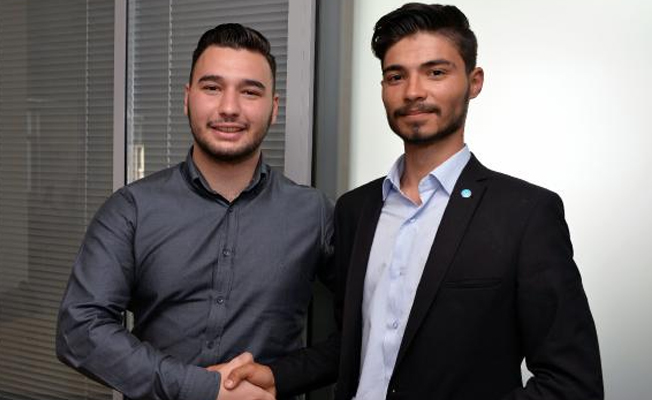 İnşaat mühendisi adayları milletvekili olabilmek için yola çıktı