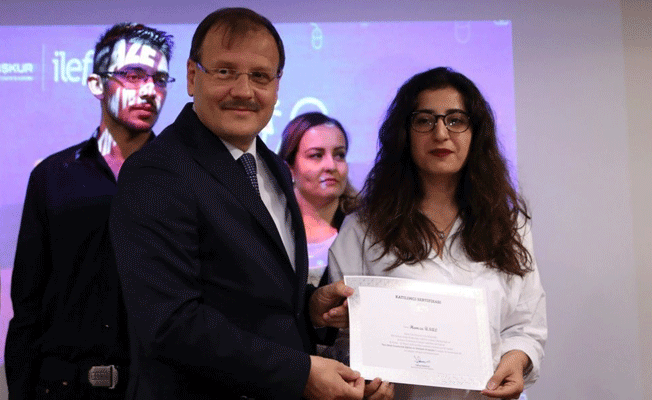 Gazeteci adayları sertifikalarını aldı