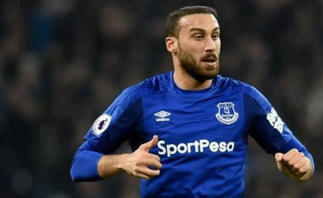 Milli yıldız Cenk Tosun'a büyük şok