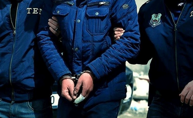 7 muvazzaf askere FETÖ'den gözaltı