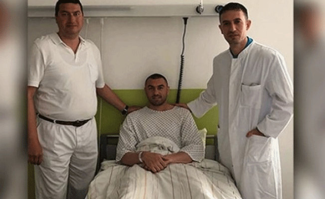 Başarılı futbolcu ameliyat oldu