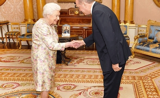 Erdoğan'dan 'Kraliçe Elizabeth' sorusuna Abdullah Gül'lü yanıt