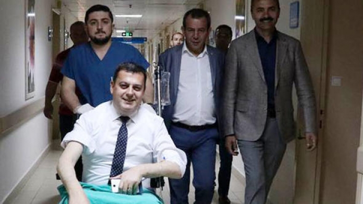 Bölgelerine gidiyorlardı: CHP’li vekiller kaza yaptı