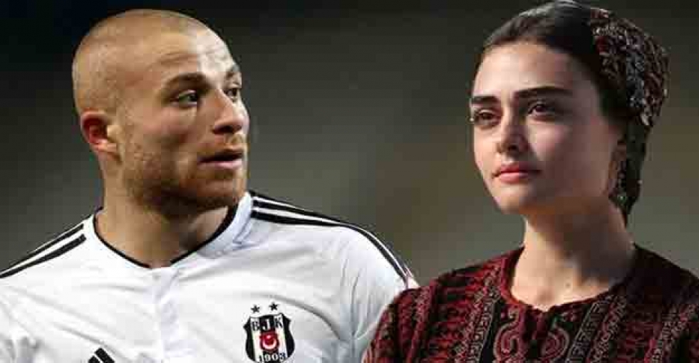 Gökhan Töre ve Esra Bilgiç nişanlandı