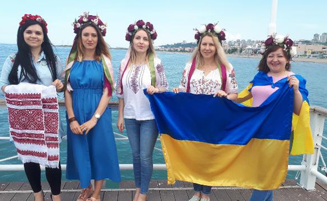Samsun'da Ukraynalılar Vışıvanka Günü'nü kutladı