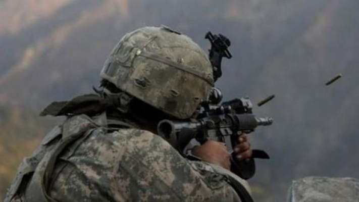 Hakkari'de teröristlerle çatışma...