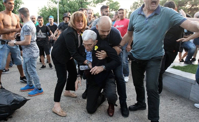Türk dostu Yunan başkana linç girişimi