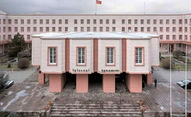 Adalet ve İçişleri bakanlıklarından 'kırmızı bülten' açıklaması