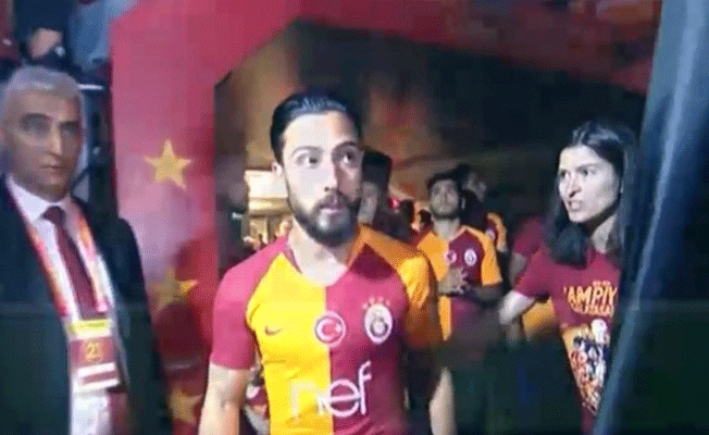 Galatasaray’ın kutlamasında Tarık Çamdal’a tepki
