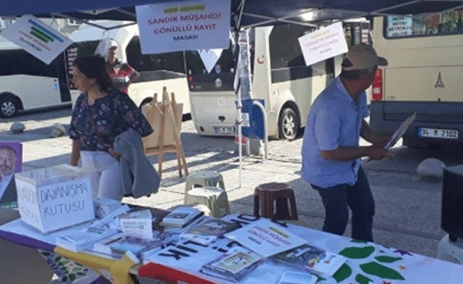 İstanbul'da HDP'nin seçim standına saldırı