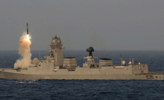 Hindistan ve Vietnam'dan ortak deniz tatbikatı