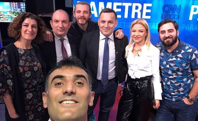 CNN Türk'te kıyıma devam.. Deniz Zeyrek'in de görevine son verildi