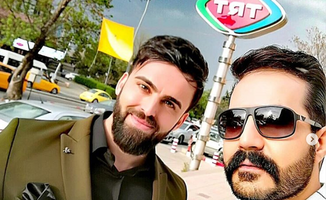 TRT 1 ekranlarında Kur'an okuyan Hafız, görüntüsüyle fenomen oldu