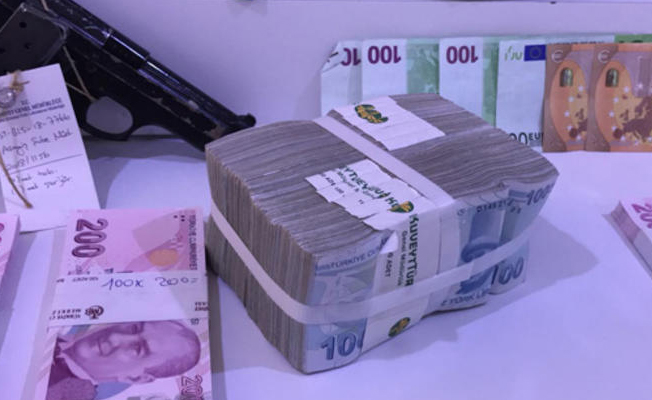 Sevgilisinin evini döşedikten sonra 1.2 milyonluk vuruş....