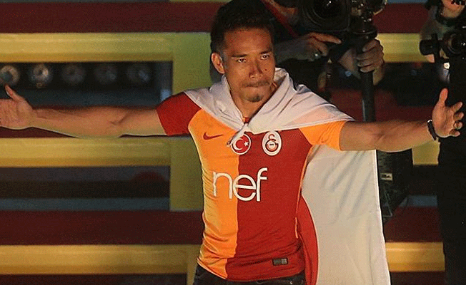 Dünyaca ünlü yıldızdan Galatasaray taraftarına müjde