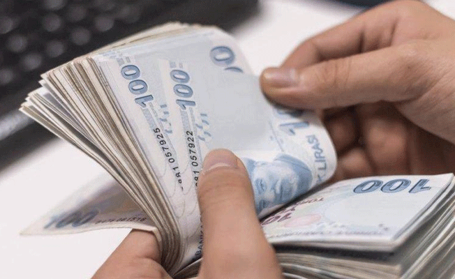 Sözleşmeli kadroya geçenler maaşlarını peşin alacak