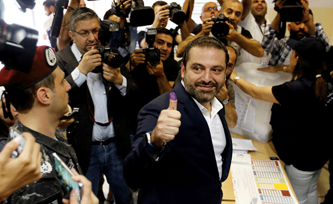 Lübnan'da hükümeti kurma görevi Hariri'ye verildi
