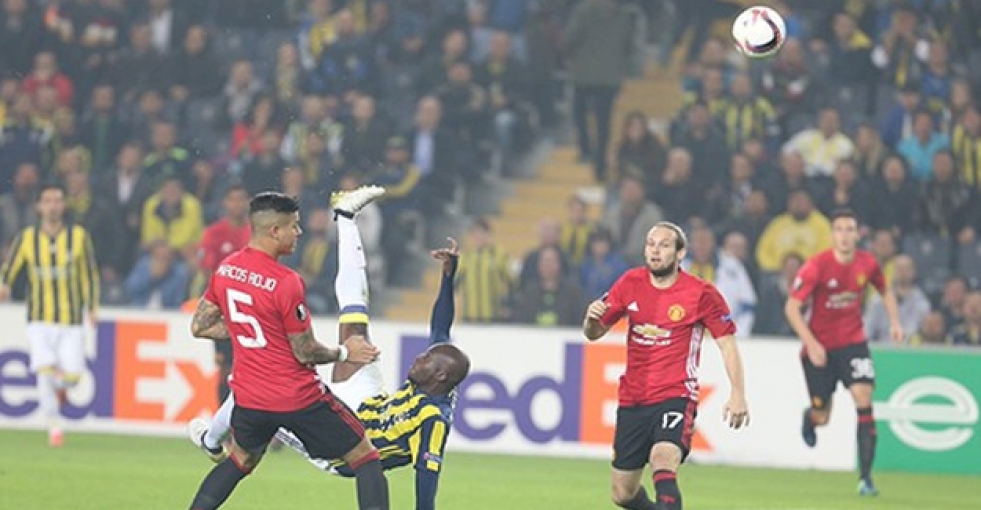 Moussa Sow'un golü Twitter'ı salladı
