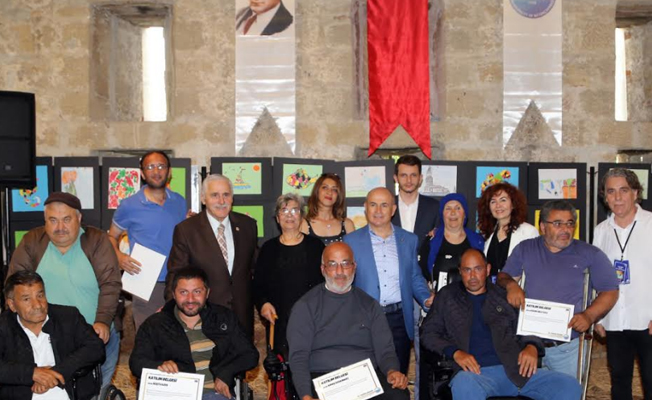 Sanat sevgisi engel tanımadı