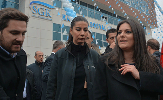 Bakan Sarıeroğlu'ndan emekliye ikramiye müjdesi
