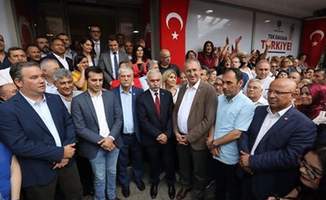 CHP SKM İzmir’de açıldı