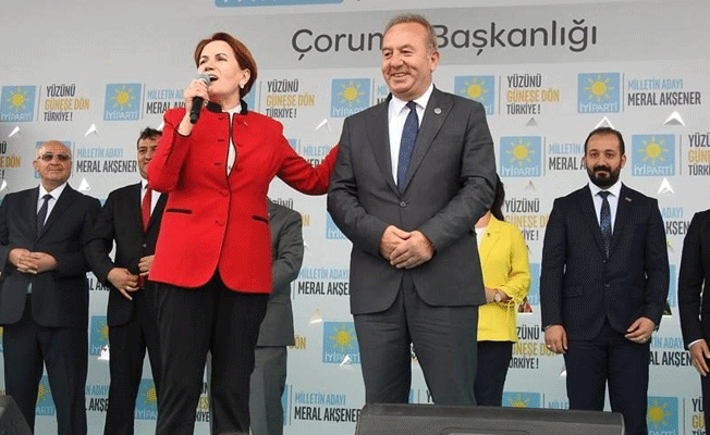 Sungurlu Belediye Başkanı Şahiner İYİ Parti’ye geçti