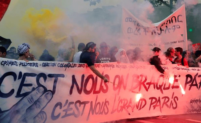 Fransa'da Macron'un reformlarına karşı binlerce yurttaş sokaklarda