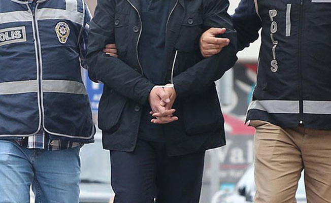 Eskişehir'de FETÖ'den 1 kişi tutuklandı, 1 astsubay gözaltında