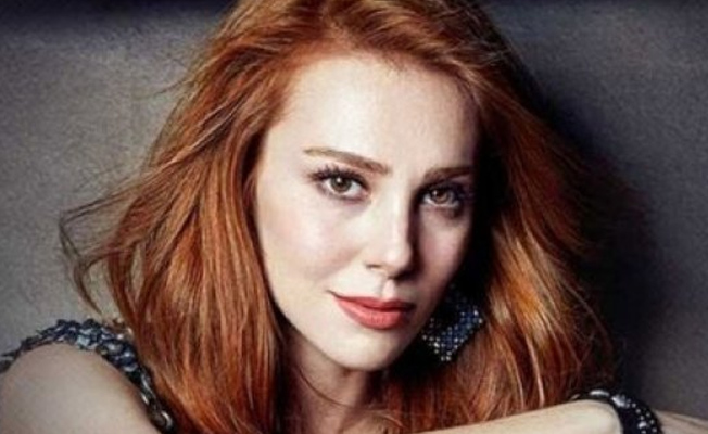 Elçin Sangu'dan tutuklanan rapçi Ezhel'e destek