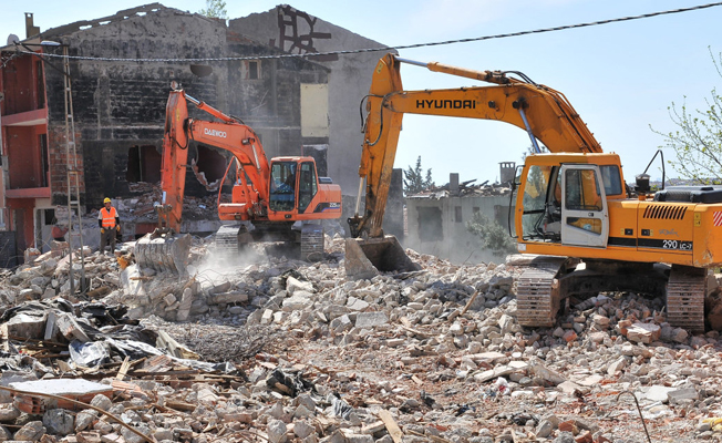 Ankara'da OHAL yetkisiyle 28 bina yıkılıyor