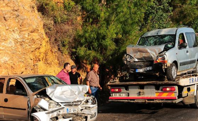 Alanya'da feci kaza!