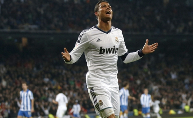 Cristiano Ronaldo yeniden Manchester United'a