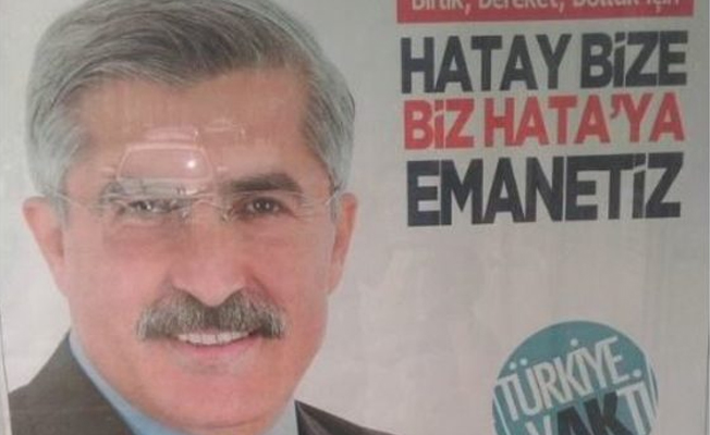 AKP'li aday için yazılan o afiş sosyal medyada patladı...