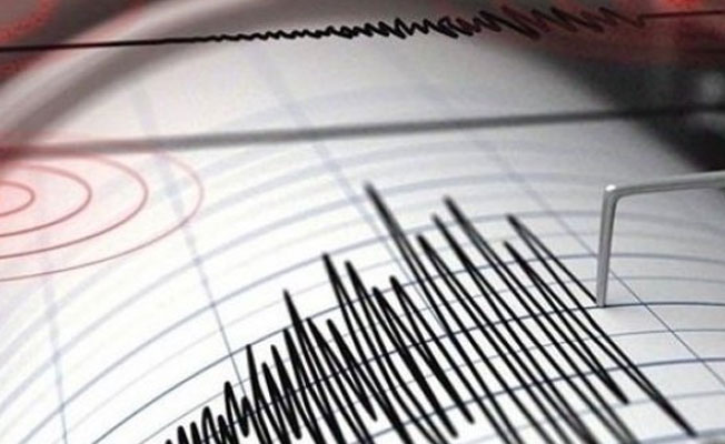 Ege'de korkutan deprem