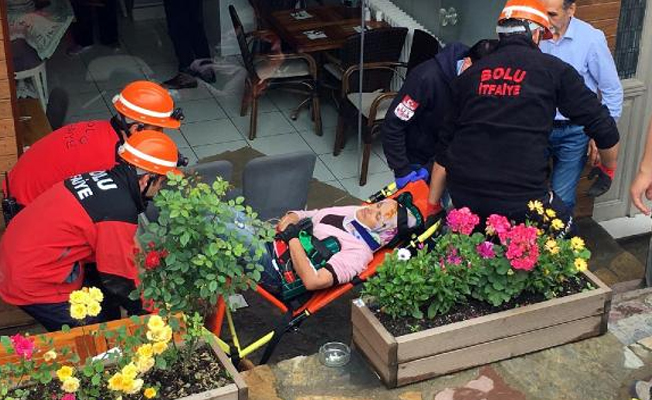 5 metre yükseklikten düşen işçi kadın yaralandı