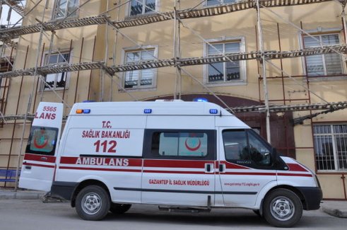 Gaziantep Nizip'te yangın: 1 Suriyeli bebek öldü