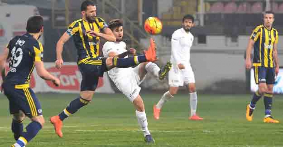 Akhisar Belediyespor – Fenerbahçe maçı saat kaçta hangi kanalda?