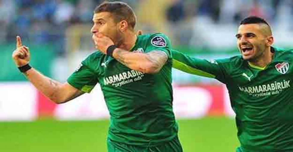 Deniz Yılmaz Azerbaycan Milli Takımı'nda
