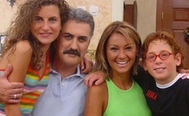 Dudak dudağa olan fotoğraflarını paylaştı